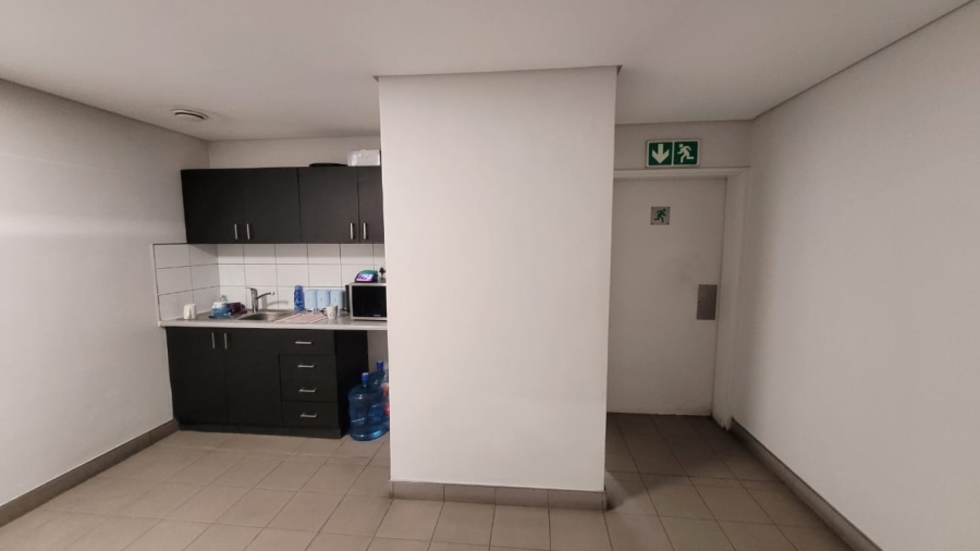 To Let commercial Property for Rent in Airport Industria Western Cape